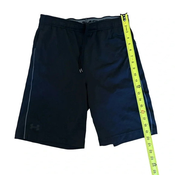 Under Armour Black Sport Training 9” Mesh Tech Shorts Sz M - Picture 3 of 10